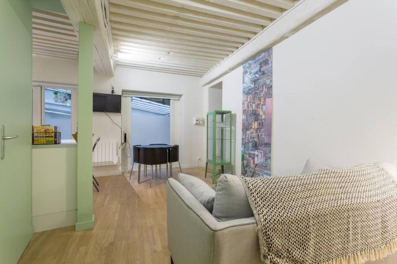 Character Apartment 6 People - City Center Lyon Exterior photo