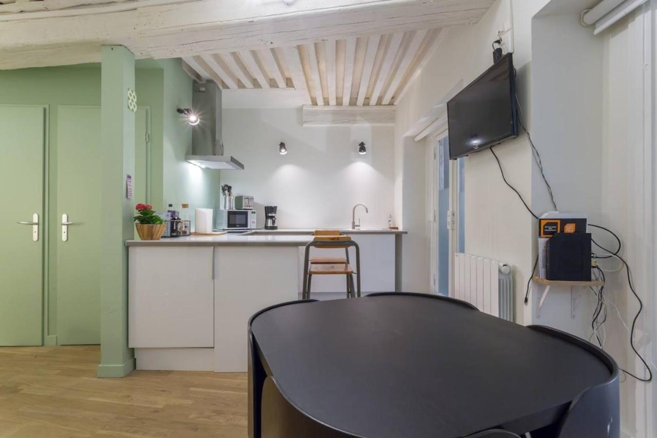 Character Apartment 6 People - City Center Lyon Exterior photo